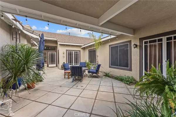 Corona, CA 92881,1065 Summerplace CT