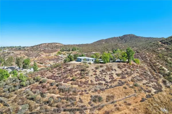 24301 Oak Circle DR, Wildomar, CA 92595