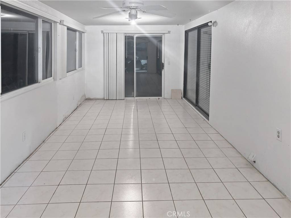Highland, CA 92346,3722 Palm Crest DR
