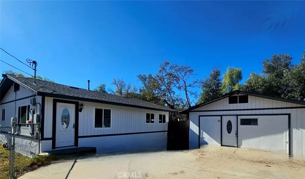 Ramona, CA 92065,17207 Voorhes LN