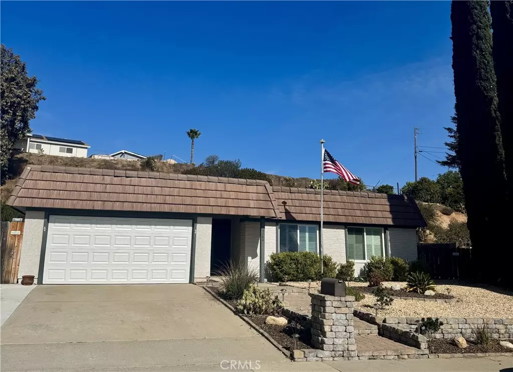 Poway, CA 92064,13360 Canyon Back LN