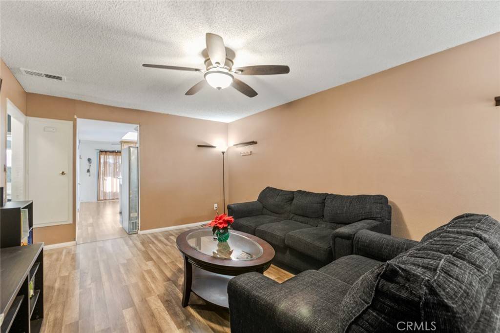 Anaheim, CA 92804,630 S Knott AVE #5