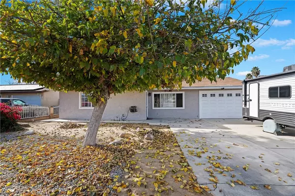 1029 S Thompson ST, Hemet, CA 92543