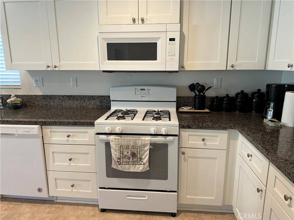 Hemet, CA 92543,308 Bristolwood RD
