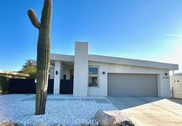 67709 Long Canyon LN, Desert Hot Springs, CA 92241