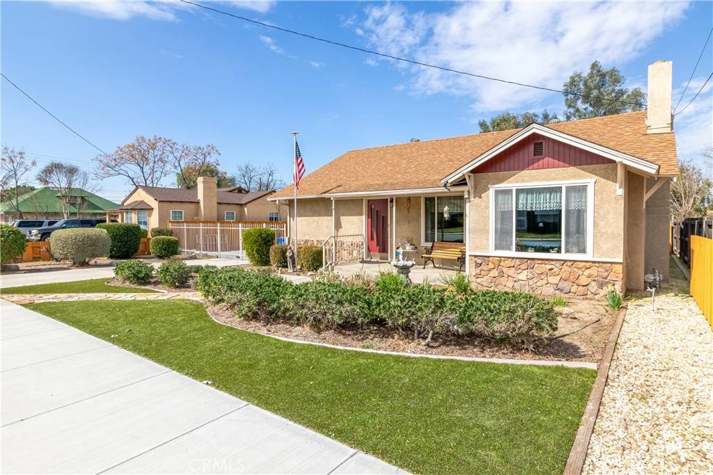 San Jacinto, CA 92583,250 N Wateka ST