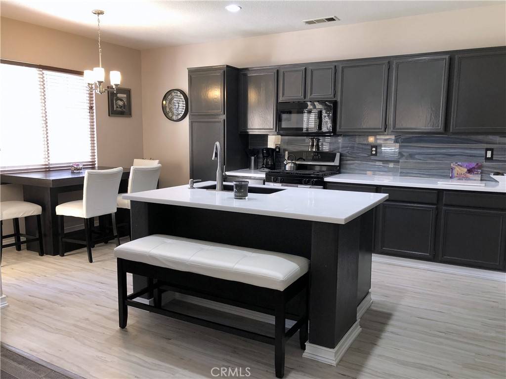 1407 Palma Bonita Ln, Perris, CA 92571