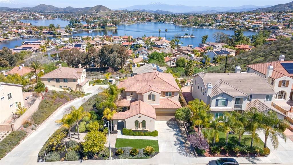 17 Via Del Macci CT, Lake Elsinore, CA 92532