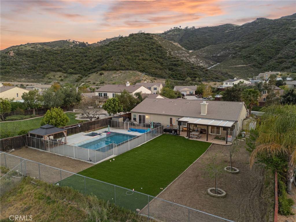 Wildomar, CA 92595,20536 Black Walnut CT