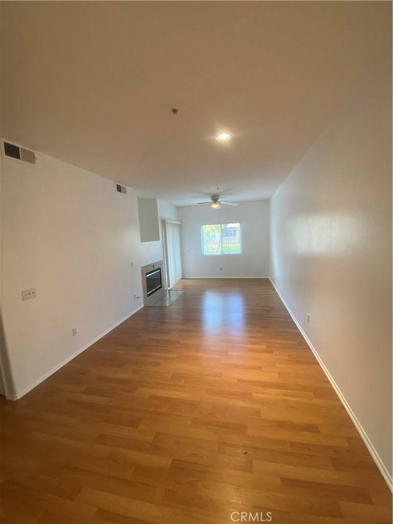 Murrieta, CA 92563,26402 Arboretum WAY #2803