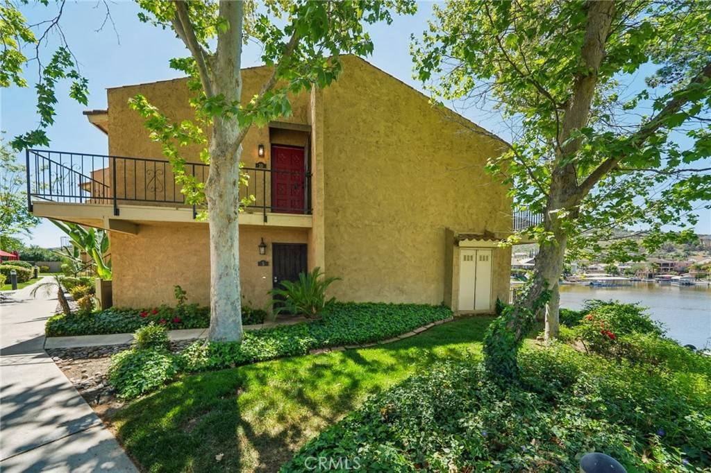 Canyon Lake, CA 92587,24319 Canyon Lake DR #10