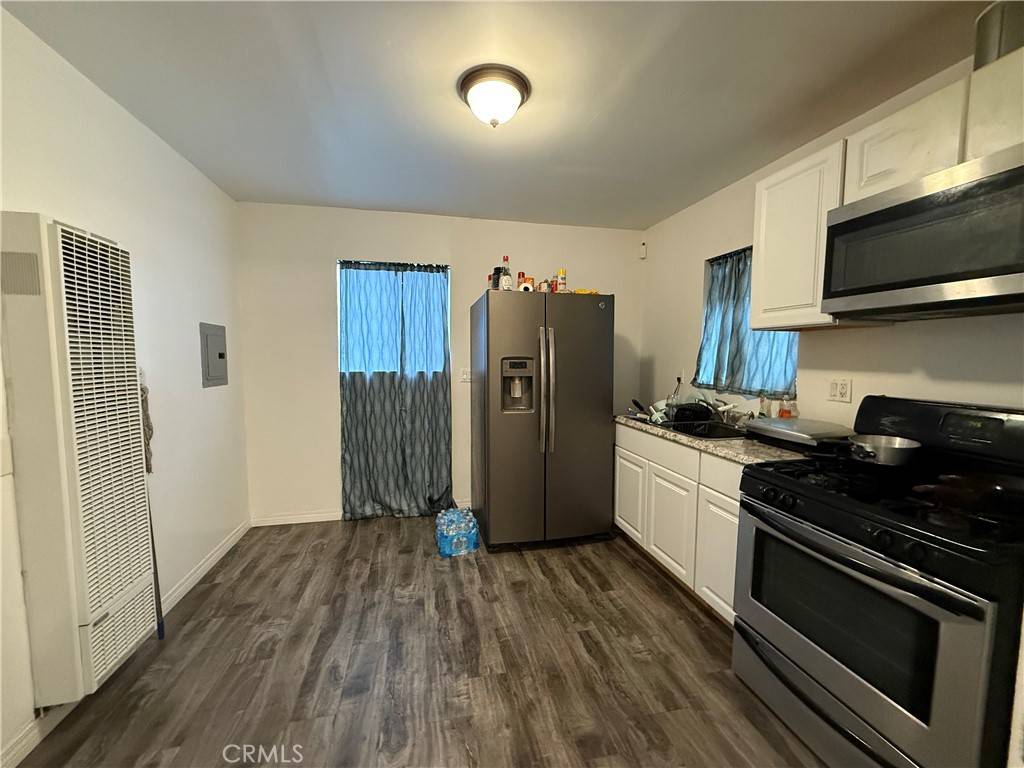 Los Angeles, CA 90043,5442 6th AVE