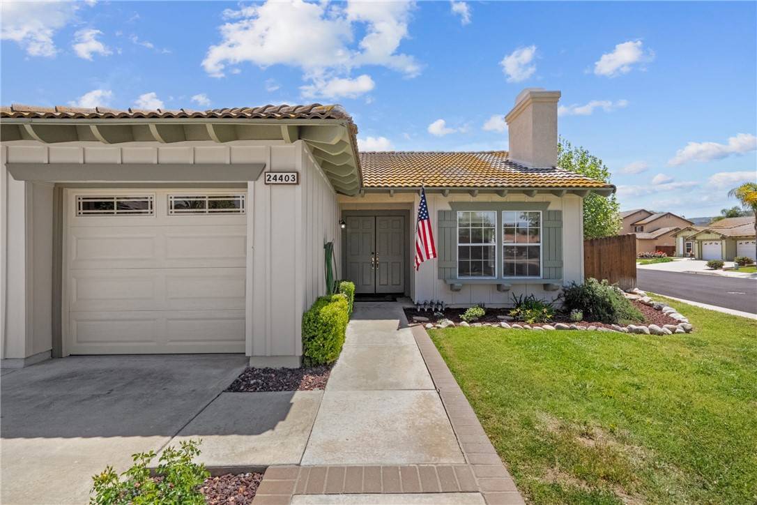 Murrieta, CA 92562,24403 Stallion CT
