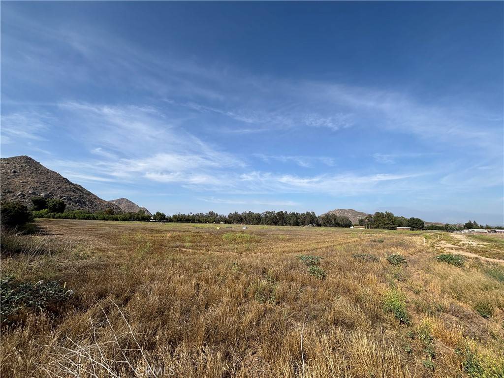 Hemet, CA 92545,25350 California AVE