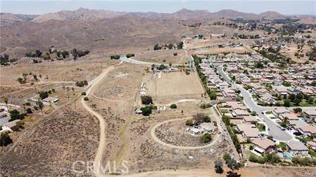 Lake Elsinore, CA 92570,19851 Riverside ST