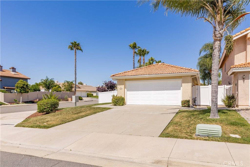 Temecula, CA 92591,40048 Villa Venecia