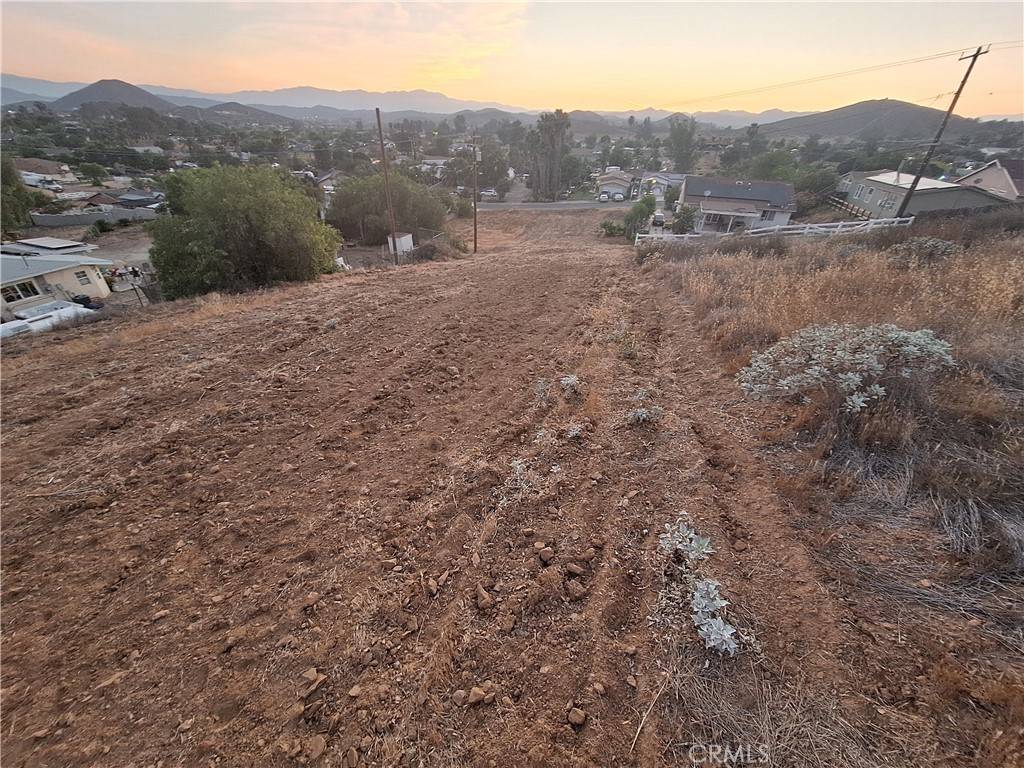 Menifee, CA 92587,0 Avenida De las flores