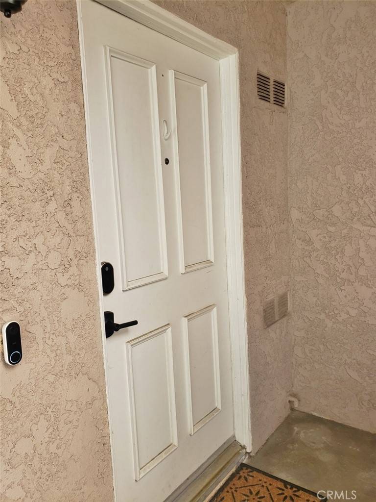 Oceanside, CA 92057,5094 Via Manos #A