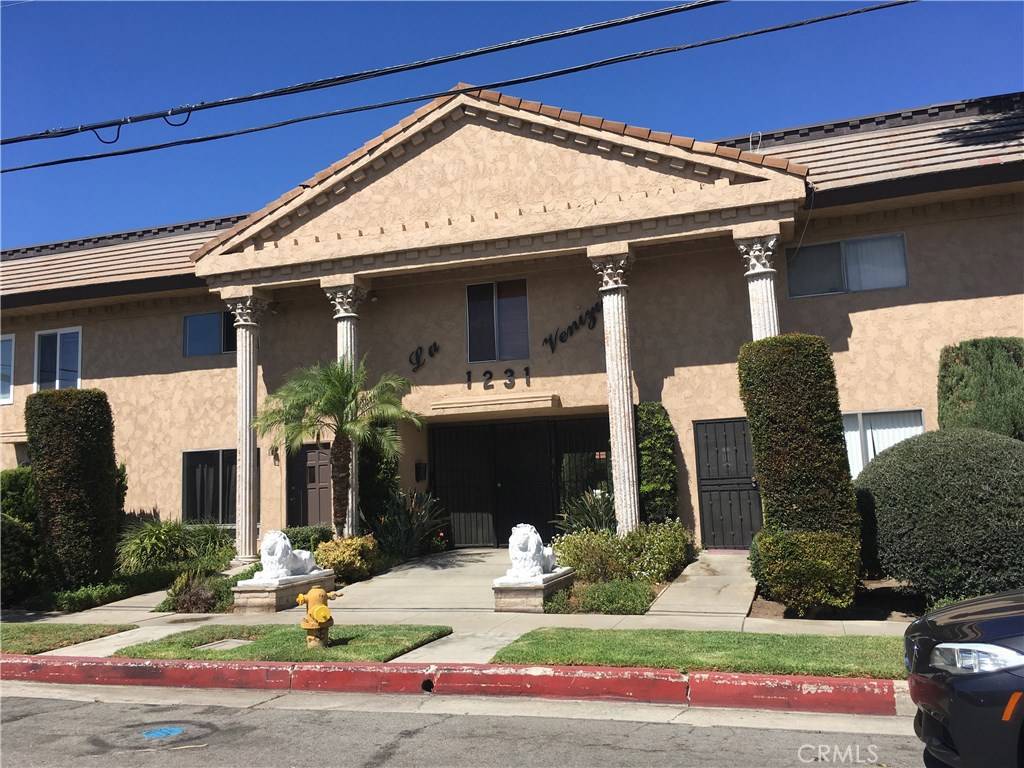 1231 Hillandale AVE #12, La Habra, CA 90631