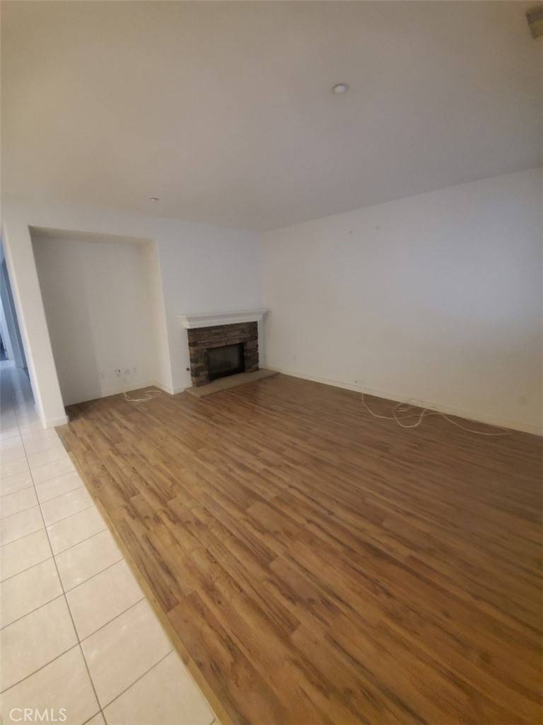 Highland, CA 92346,29300 Henderson LN