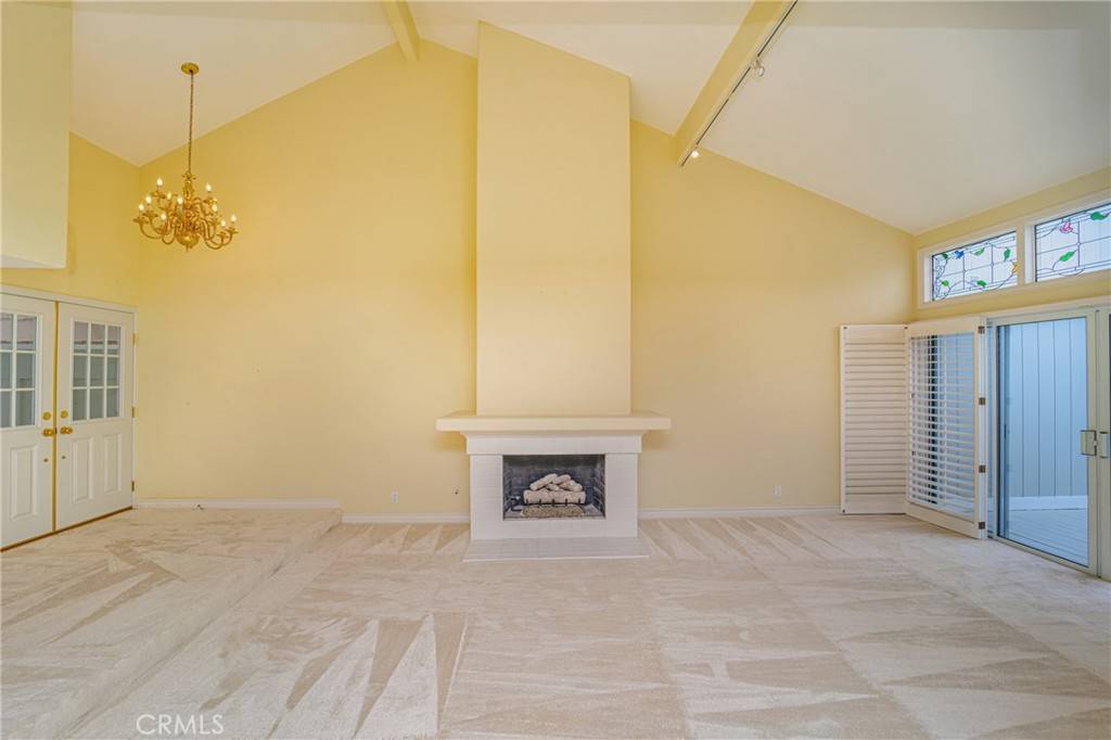 Oxnard, CA 93035,2145 Kingsbridge WAY