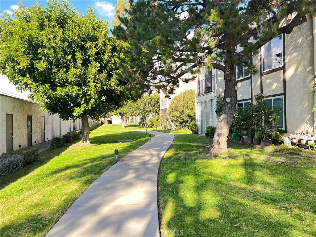El Monte, CA 91732,4501 Peck RD #37