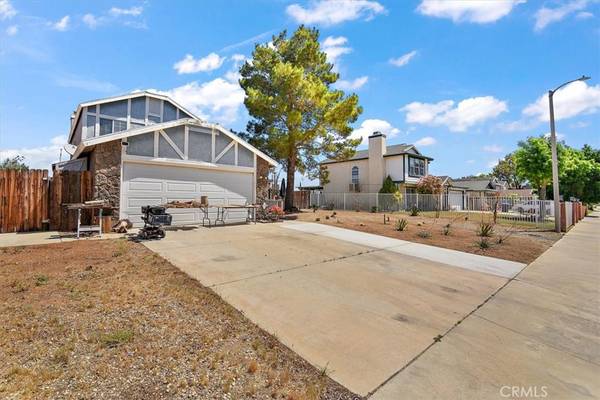 Palmdale, CA 93550,2035 Moonflower CT