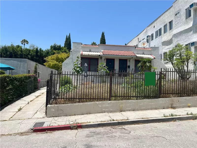 811 N Vendome ST, Los Angeles, CA 90026