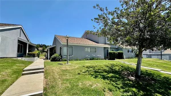 1015 Broken Creek LN, Diamond Bar, CA 91765