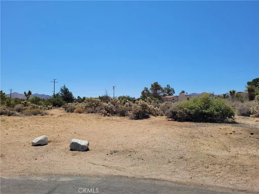 Yucca Valley, CA 92284,0 Ivanhoe DR