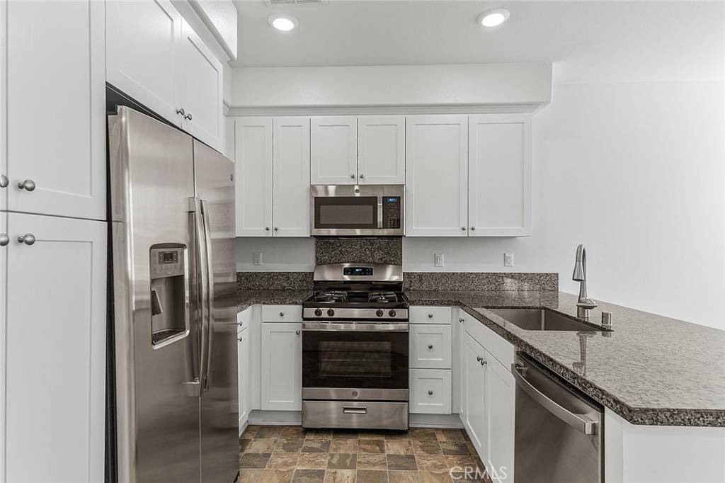 Eastvale, CA 92880,7098 Montecito LN