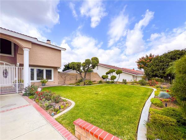 Hacienda Heights, CA 91745,3337 Belle River DR