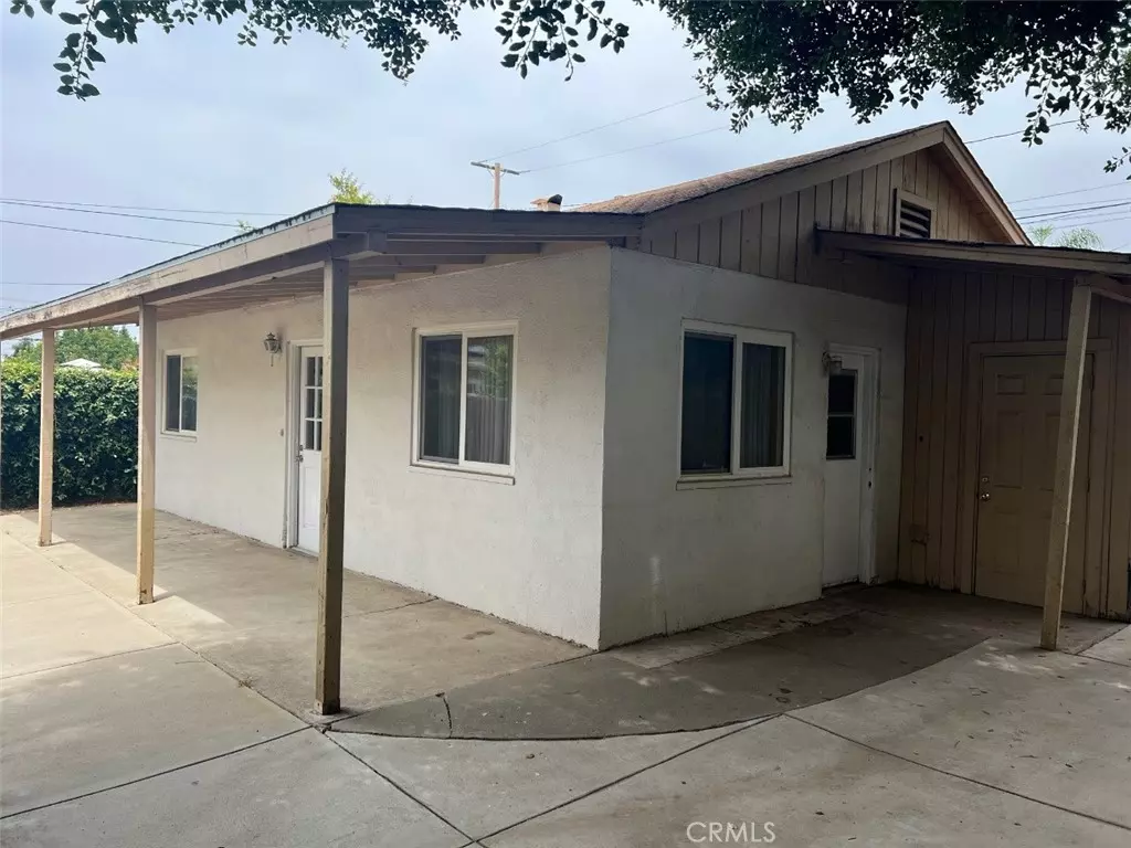 San Dimas, CA 91773,131 1/2 3rd. ST E