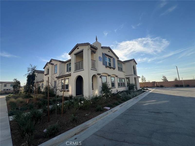 3908 E Coronado Privado, Ontario, CA 91762