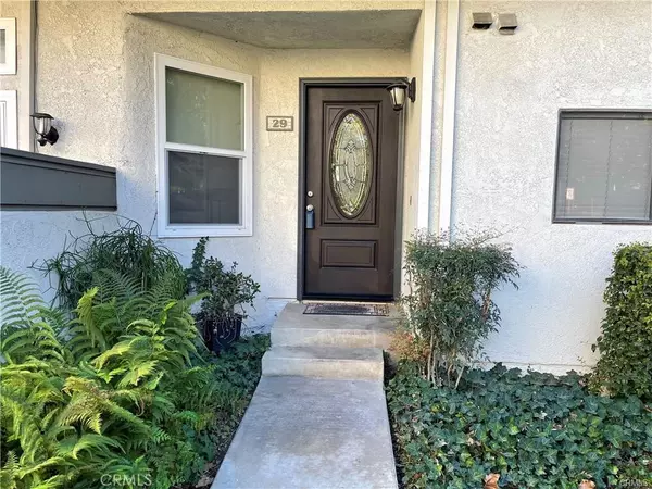 29 Willowcrest LN, Pomona, CA 91766