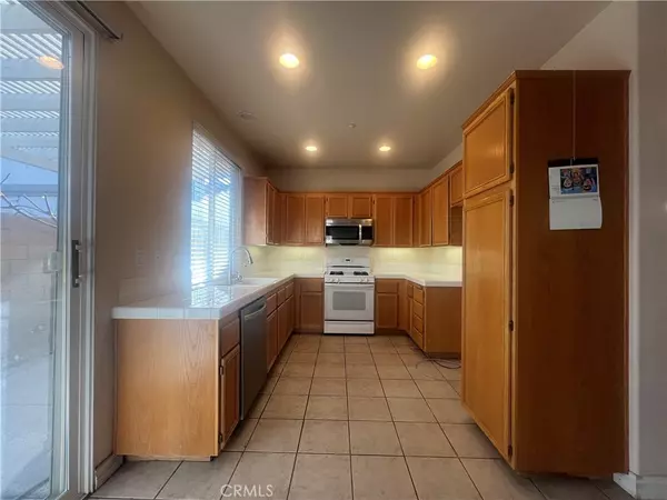 Placentia, CA 92870,1714 Hayes CT