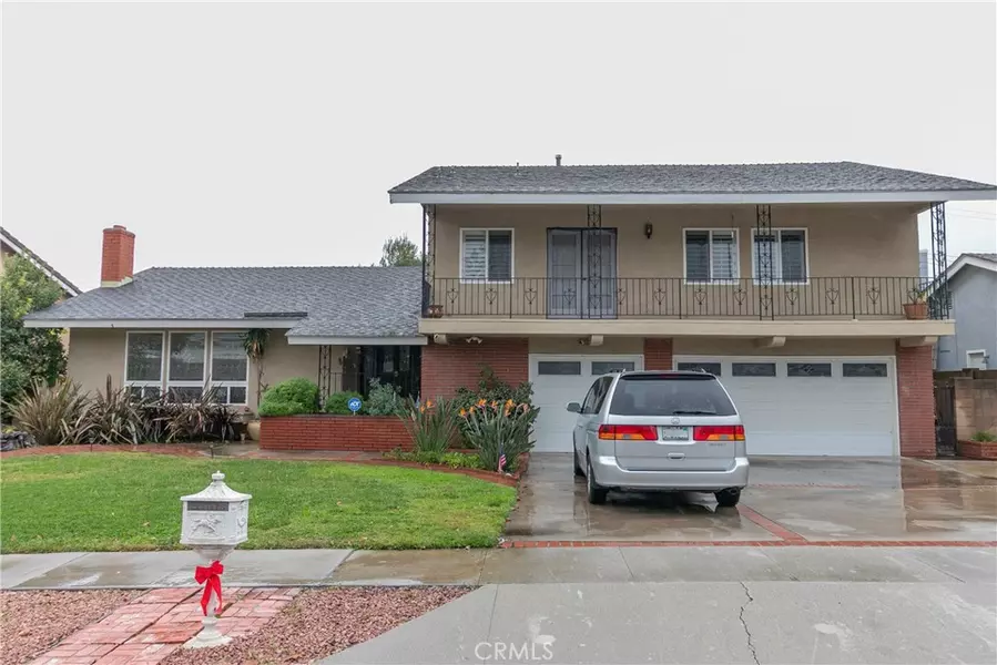 1800 E North Hills Dr, La Habra, CA 90631