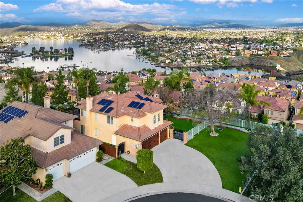 Lake Elsinore, CA 92532,57 Bella Donaci