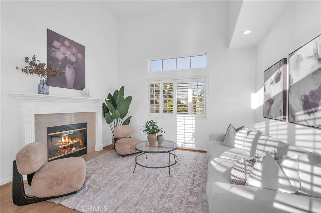 Walnut, CA 91789,338 Calle Vista