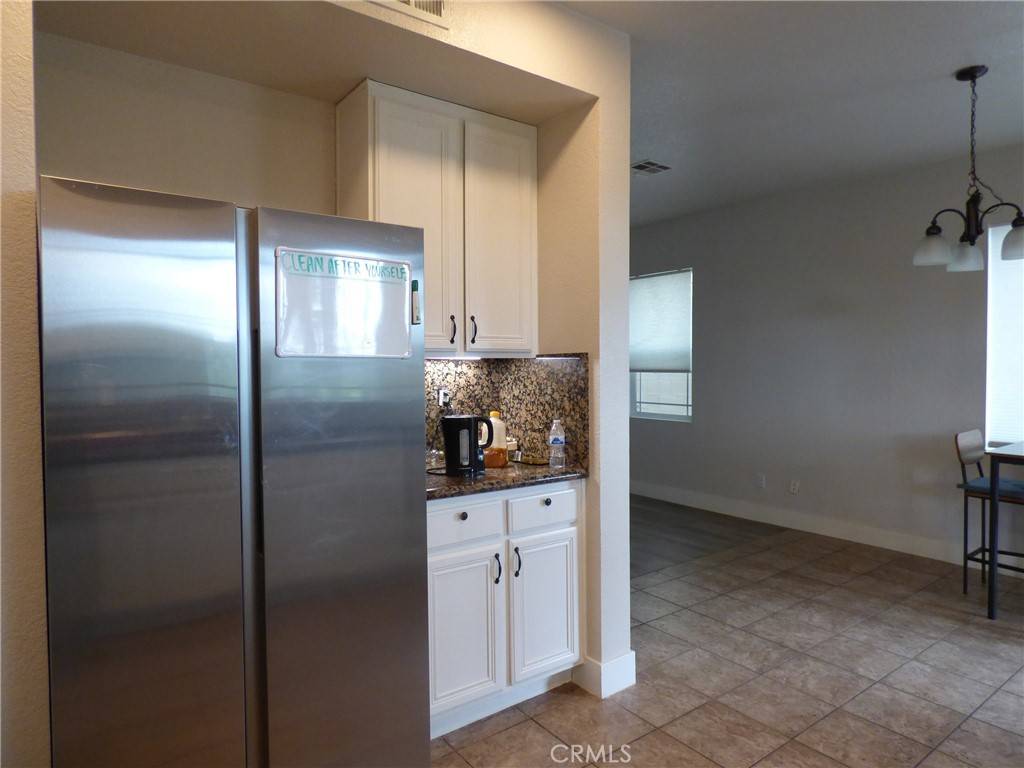 Fontana, CA 92336,6279 Long Cove DR