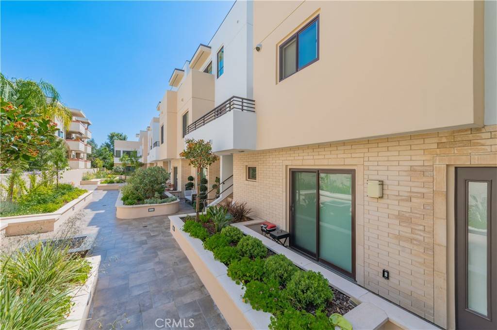 Pasadena, CA 91107,2428 E Del Mar BLVD #109