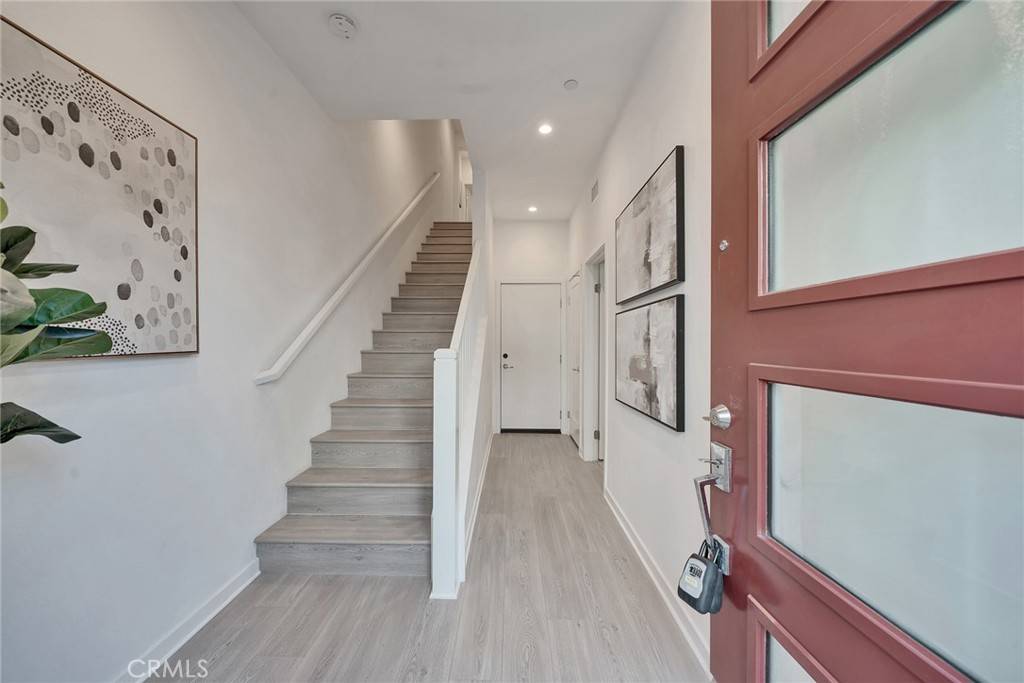 Irvine, CA 92614,120 Schick