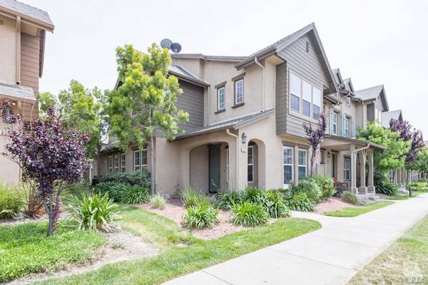 361 Feather River PL, Oxnard, CA 93036