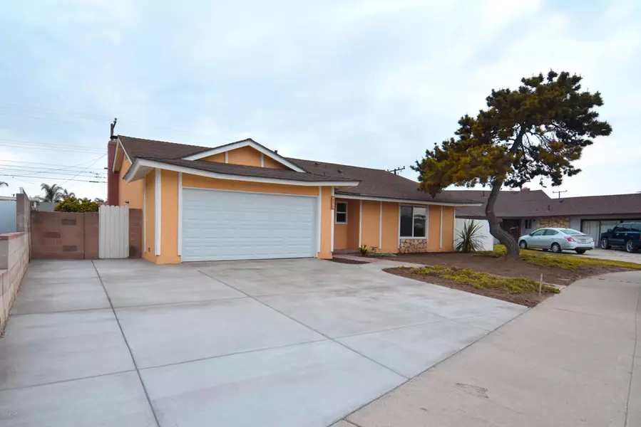 1370 Gardenia ST, Oxnard, CA 93030