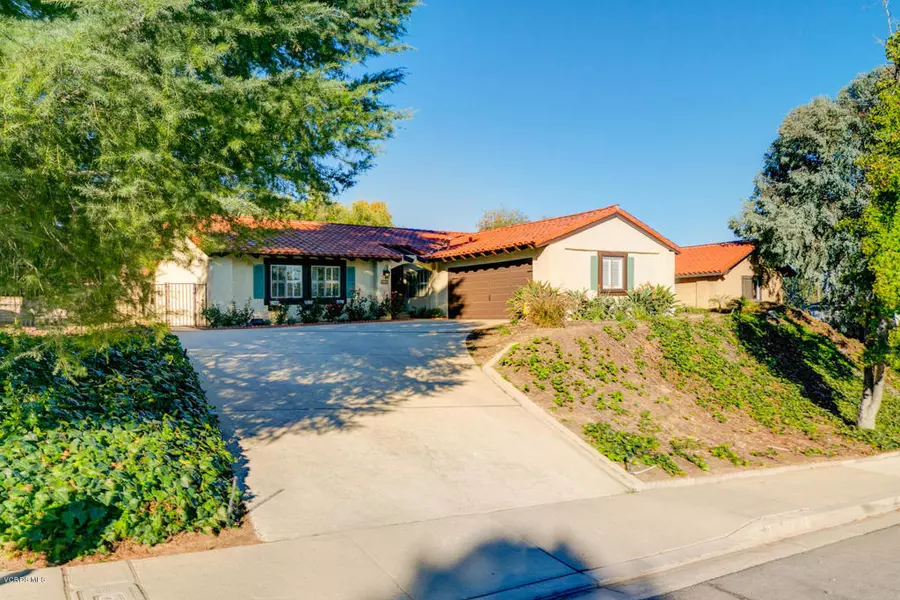 215 Lynn Oaks AVE, Newbury Park, CA 91320