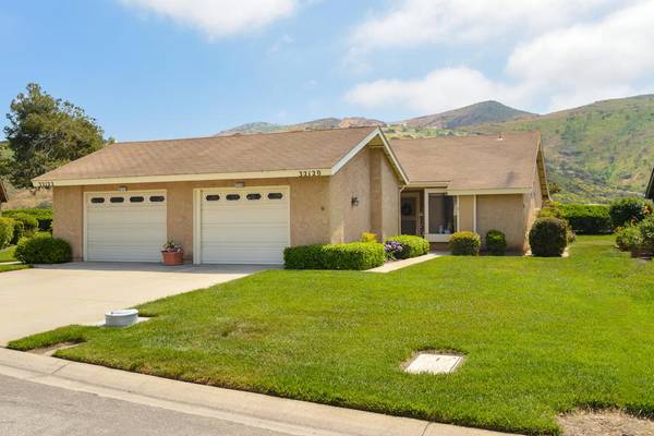 Camarillo, CA 93012,32120 Village 32