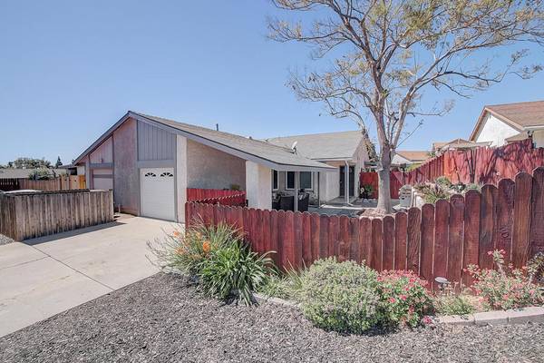 Camarillo, CA 93012,633 Hacienda DR