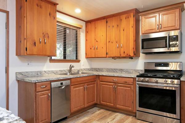 Oak View, CA 93022,210 Monte Via