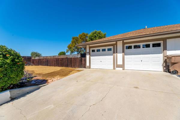 741 Hacienda DR, Camarillo, CA 93012