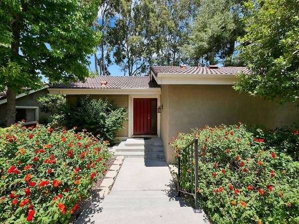 606 Calle Mirador, Oak Park, CA 91377